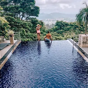 Hotel Theva Residencia